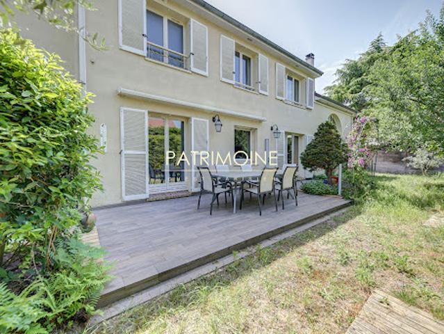 Vente Maison 8 pièces 200 m2 Le Vésinet