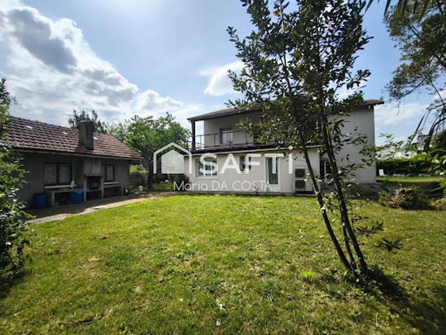 Vente Maison 8 pièces 200 m2 Pau