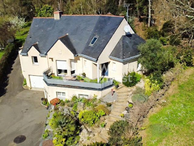 Vente Maison 8 pièces 200 m2 Saint Gildas des Bois