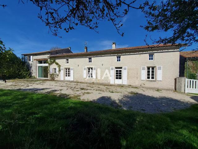 Vente Maison 8 pièces 200 m2 Theil Rabier