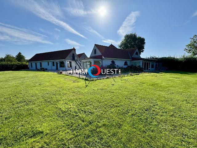 Vente Maison 8 pièces 201 m2 Menneville
