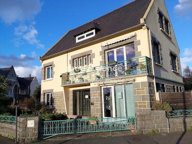 Vente Maison 8 pièces 201 m2 Saint Brieuc