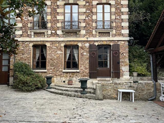 Vente Maison 8 pièces 201.38 m2 Yerres
