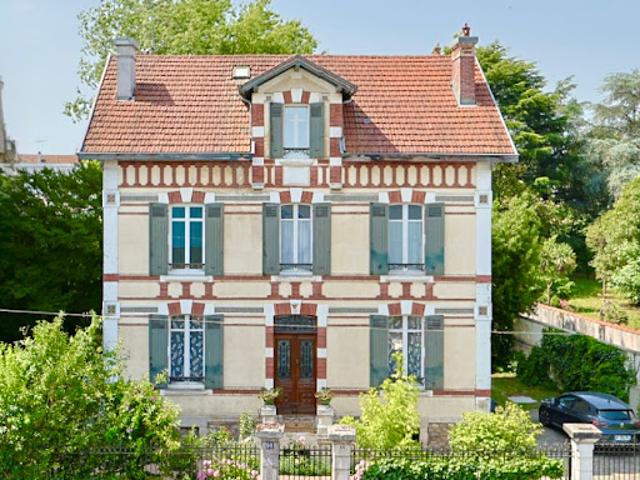 Vente Maison 8 pièces 202 m2 Dax