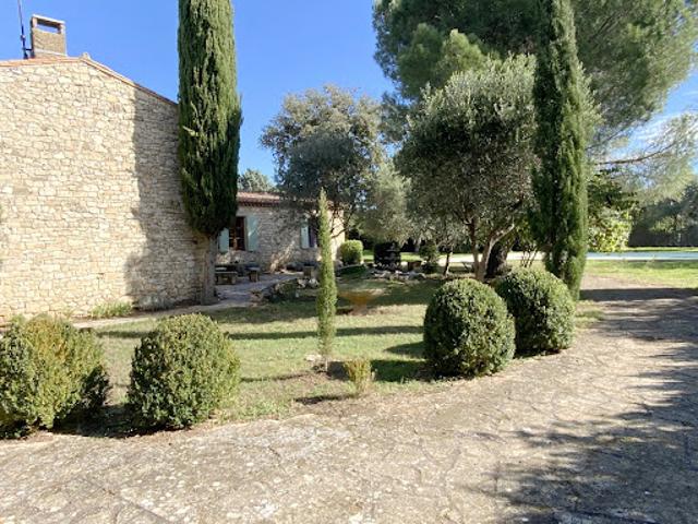 Vente Maison 8 pièces 202 m2 Uzès