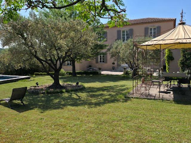 Vente Maison 8 pièces 203 m2 Malaucène