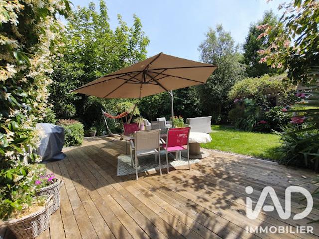Vente Maison 8 pièces 203 m2 Montreuil Juigné