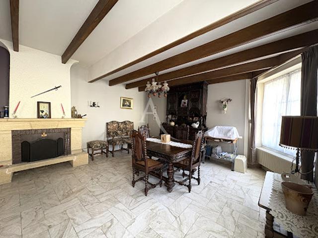 Vente Maison 8 pièces 203 m2 Nalliers