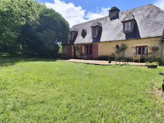 Vente Maison 8 pièces 203 m2 La Chapelle Aubareil