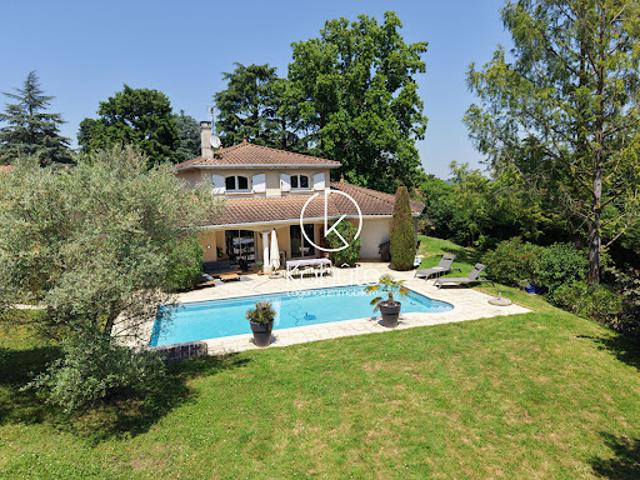Vente Maison 8 pièces 203 m2 Saint Cyr au Mont d'Or