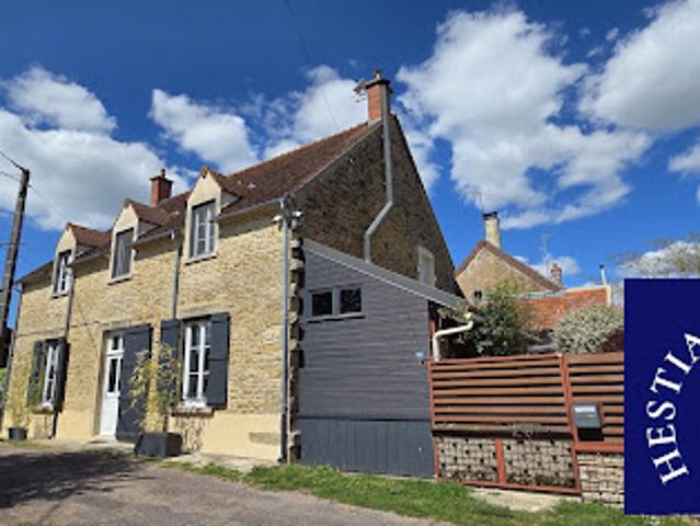 Vente Maison 8 pièces 203 m2 Semur en Auxois