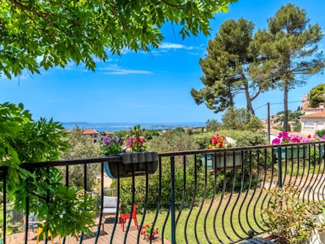 Vente Maison 8 pièces 210 m2 Vitrolles