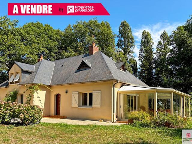 Vente Maison 8 pièces 203.23 m2 Durtal
