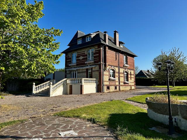 Vente Maison 8 pièces 214 m2 Bonneville sur Touques