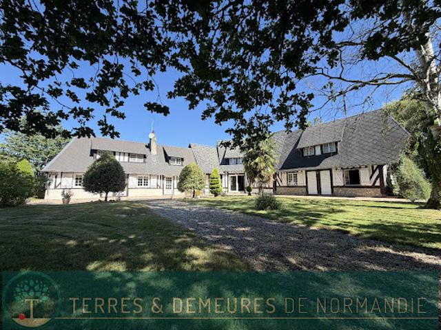 Vente Maison 8 pièces 214 m2 Bretigny