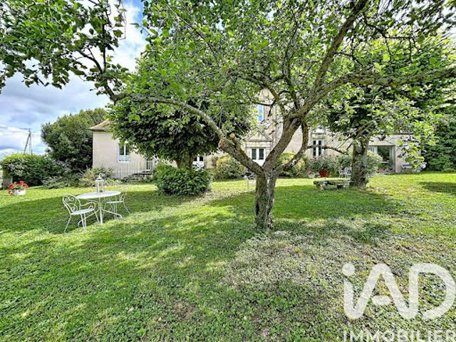 Vente Maison 8 pièces 215 m2 Oyé