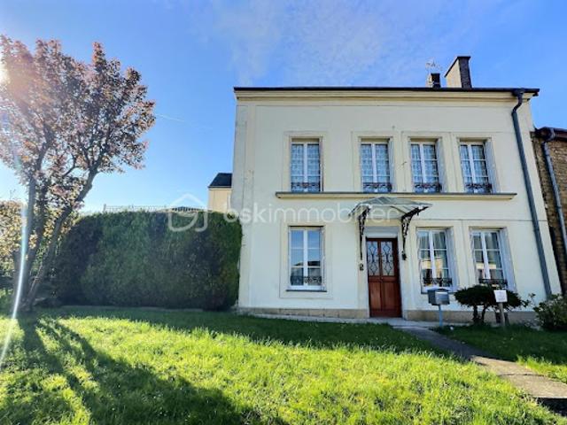 Vente Maison 8 pièces 216 m2 Remilly Aillicourt