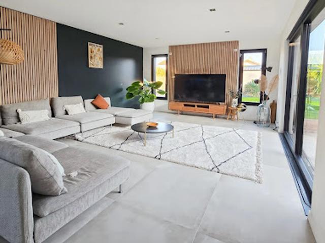 Vente Maison 8 pièces 216 m2 Saint sebastien sur loire