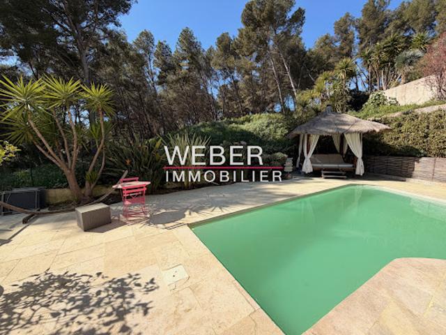 Vente Maison 8 pièces 216 m2 Sanary sur Mer