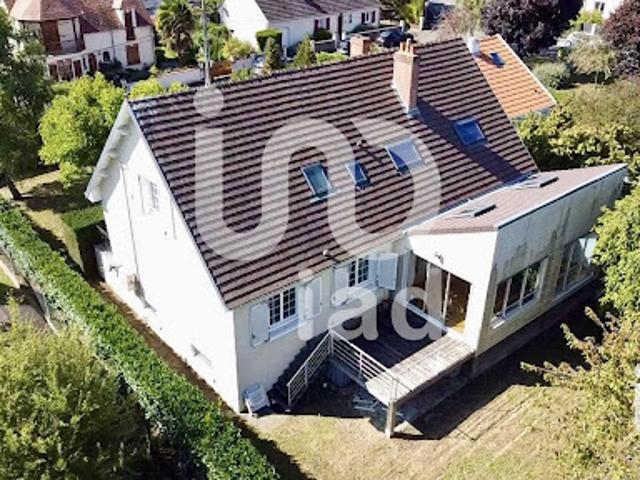 Vente Maison 8 pièces 217 m2 Saint Jean de Braye