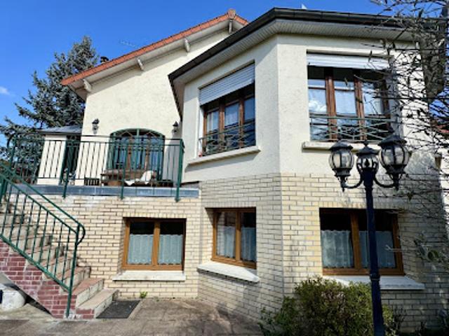Vente Maison 8 pièces 218 m2 Mitry Mory