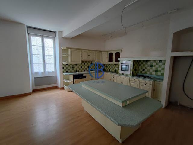 Vente Maison 8 pièces 218 m2 Beauville