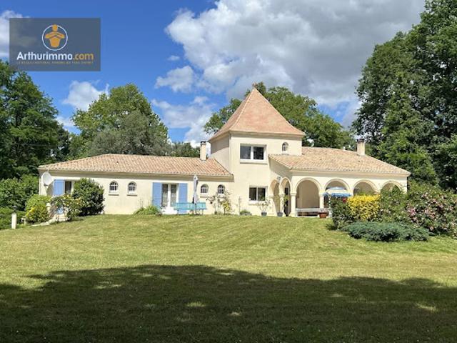 Vente Maison 8 pièces 218 m2 Fourques sur Garonne
