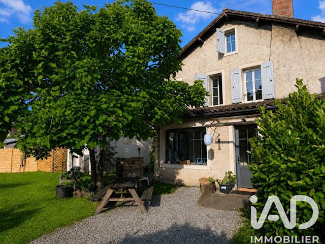 Vente Maison 8 pièces 218 m2 Sabres