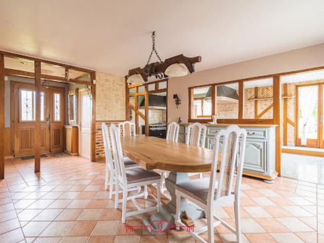 Vente Maison 8 pièces 218.93 m2 Prosnes