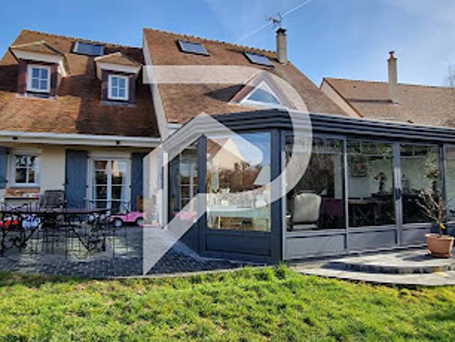 Vente Maison 8 pièces 219 m2 Marolles en Brie