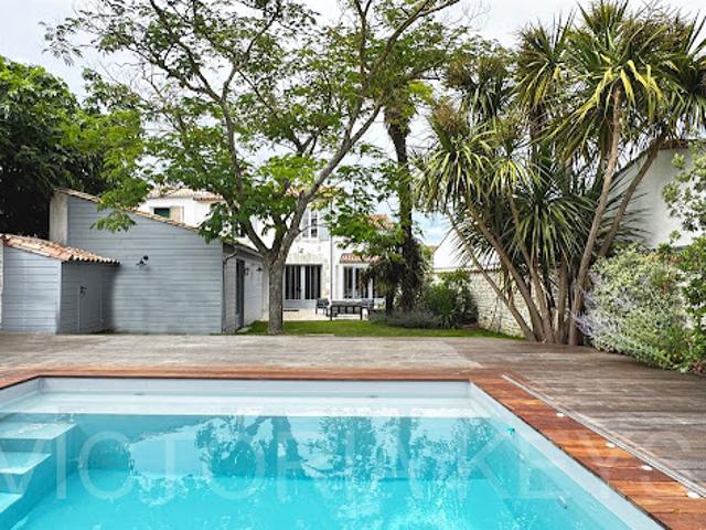 Vente Maison 8 pièces 219 m2 Le bois plage en re