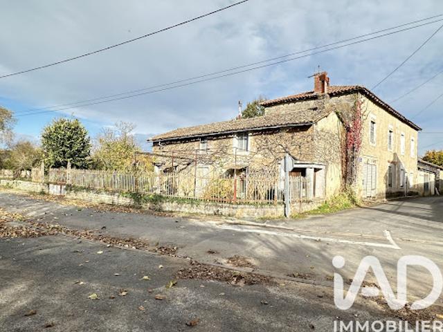 Vente Maison 8 pièces 219 m2 Limalonges