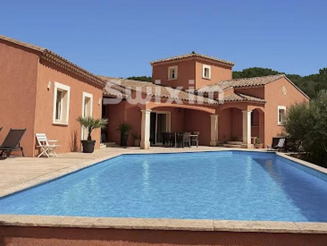 Vente Maison 8 pièces 219 m2 Saint Paul Trois Châteaux