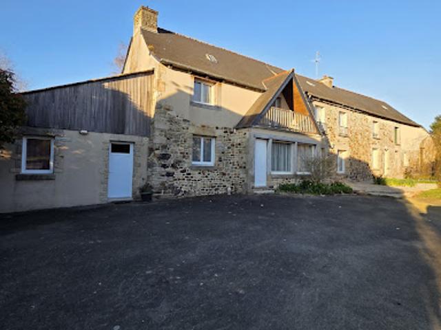 Vente Maison 8 pièces 210 m2 Caulnes