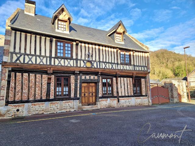 Vente Maison 8 pièces 210 m2 Grainville la Teinturière