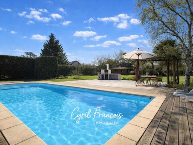 Vente Maison 8 pièces 210 m2 Quincieux