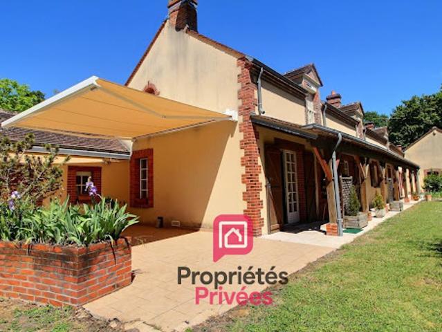 Vente Maison 8 pièces 210 m2 Villemandeur