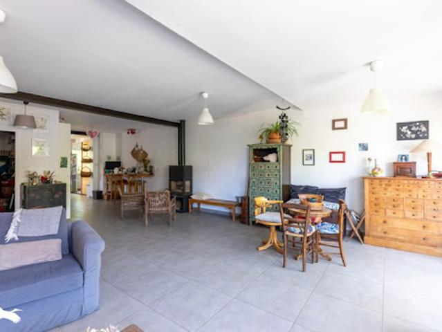 Vente Maison 8 pièces 211 m2 Magny les Hameaux