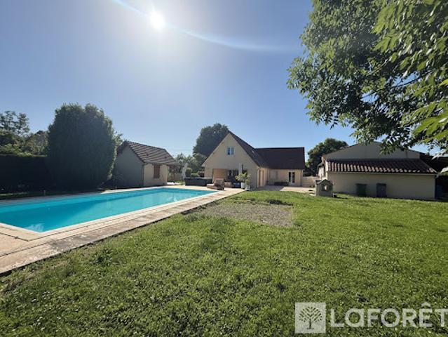 Vente Maison 8 pièces 211 m2 Saint Jean de Bonneval