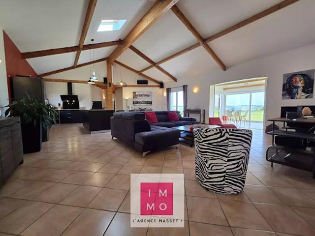 Vente Maison 8 pièces 211 m2 Tournay