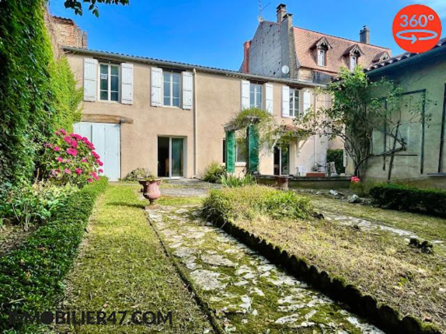 Vente Maison 8 pièces 213 m2 Casseneuil
