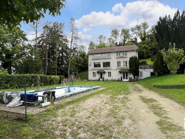 Vente Maison 8 pièces 213 m2 Gommecourt