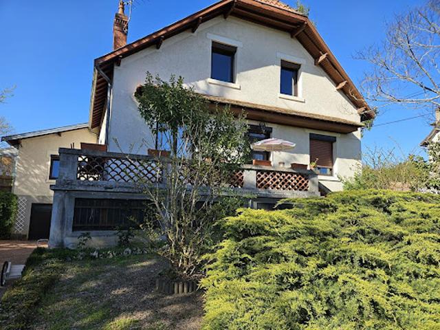 Vente Maison 8 pièces 220 m2 Perigueux