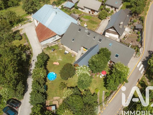 Vente Maison 8 pièces 224 m2 Vénosc