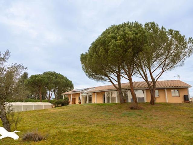 Vente Maison 8 pièces 225 m2 Montréjeau