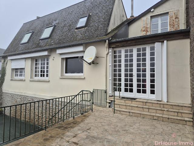 Vente Maison 8 pièces 225 m2 Gorron