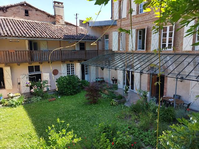 Vente Maison 8 pièces 226 m2 Moissac
