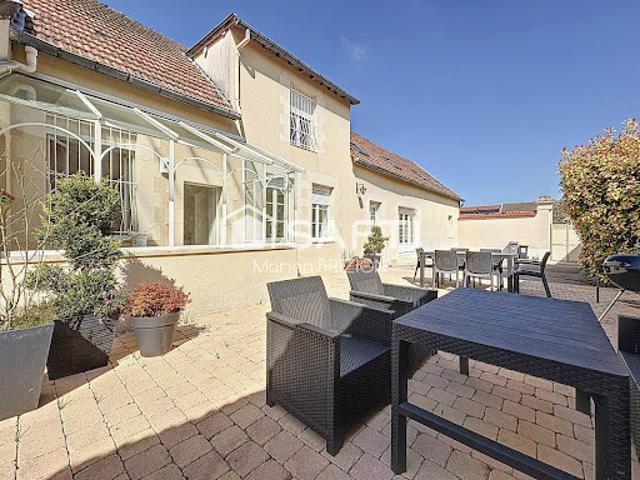 Vente Maison 8 pièces 226 m2 Montbré