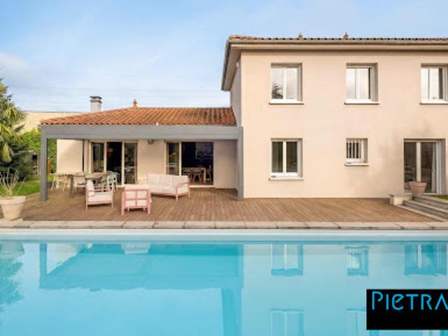Vente Maison 8 pièces 226 m2 La Tour de Salvagny
