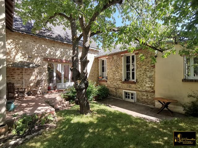 Vente Maison 8 pièces 227 m2 Dourdan